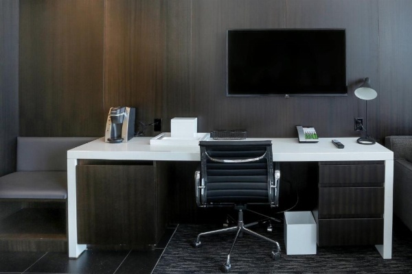 Courtyard by Marriott Long Island City/New York Manhattan View image 14